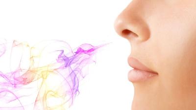 Лікар розповів, чому втрата нюху при COVID-19 хороший знак