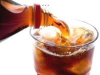 Лікарі настійно не рекомендують пити дієтичну газовану воду